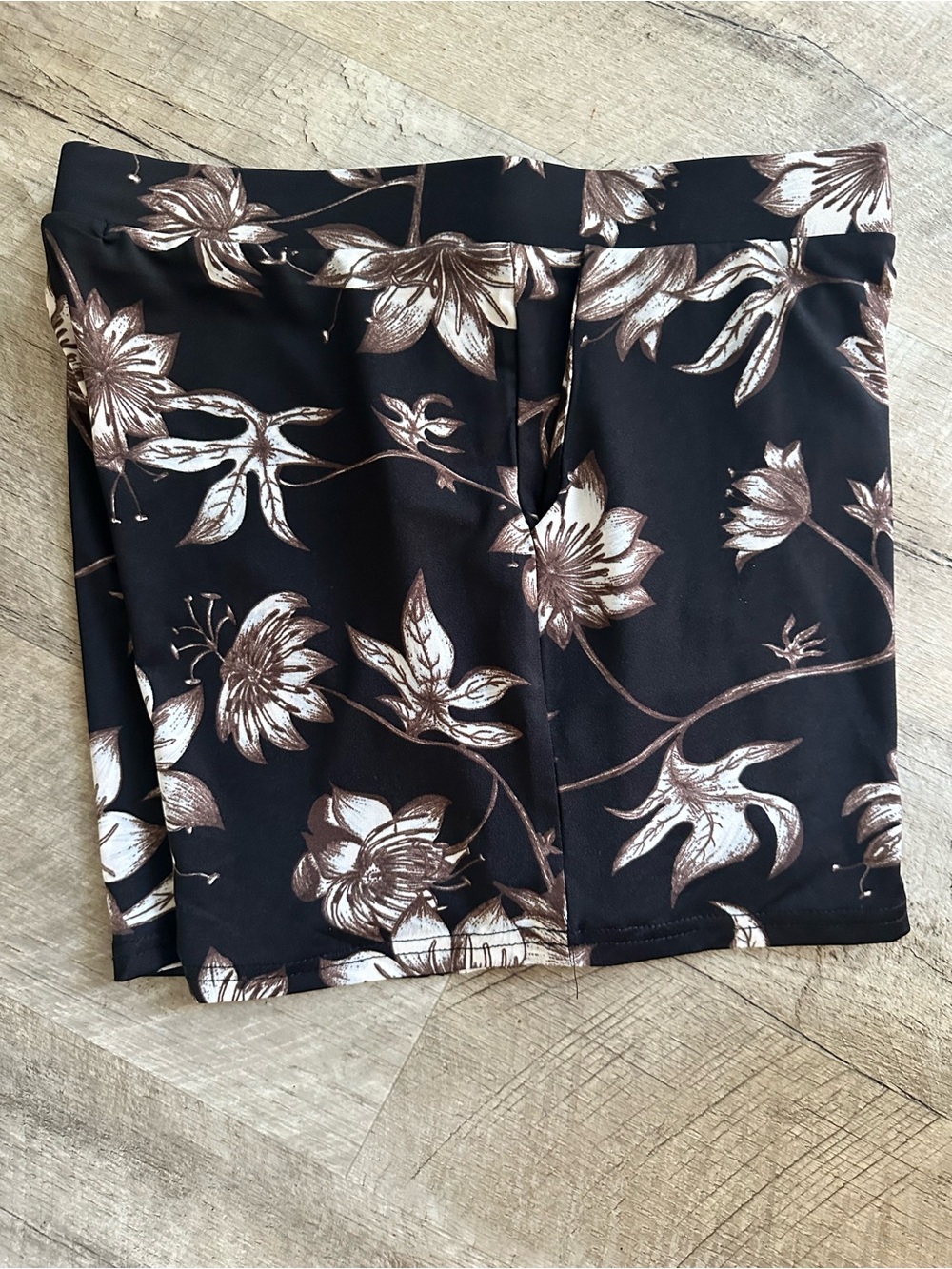 Floral print dress shirts front pockets medium casual wrinkle resistant